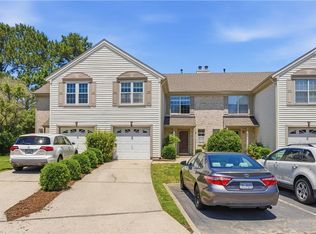 5016 Heathglen Cir, Virginia Beach, VA 23456
