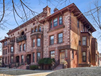 604 Summit Ave #604-1, Saint Paul, MN, 55102