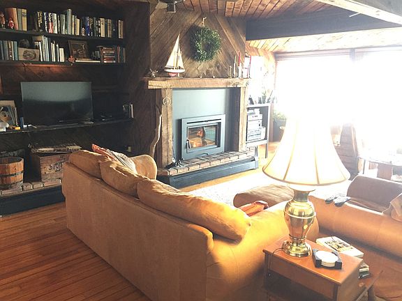 Wood burning F/p large living room