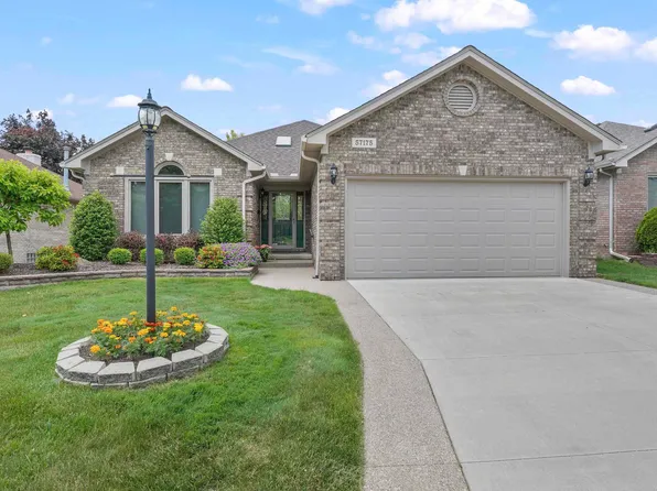 57175 Copper Creek Dr, Washington, MI 48094