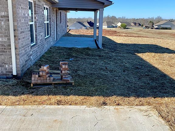 4th image of 1713 Millstone Dr
