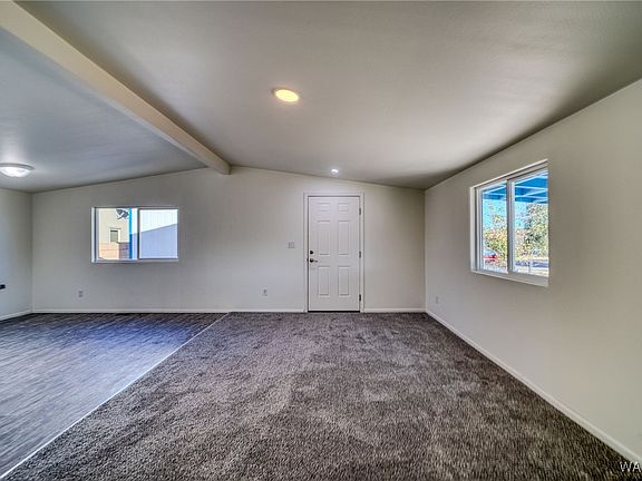 5th image of 579 Riverview Drive