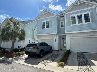 103 Bimini Townes Ln, Carolina Beach, NC 28428