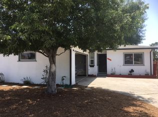 11610 Strathern St, North Hollywood, CA 91605