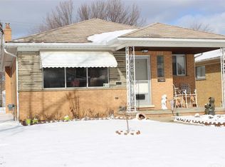 17665 Veronica Ave, Eastpointe, MI 48021