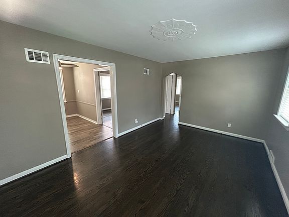 4th image of 7521 Hoover Ave