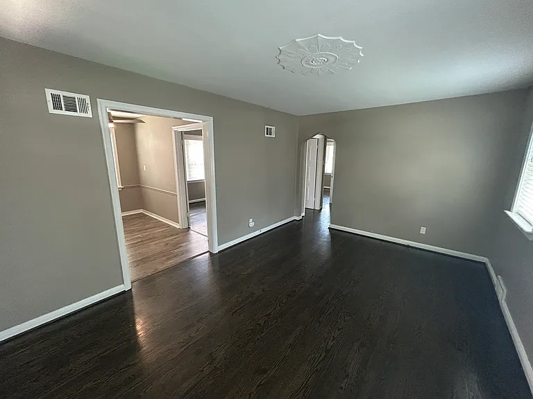 7521 Hoover Ave — Photo 4