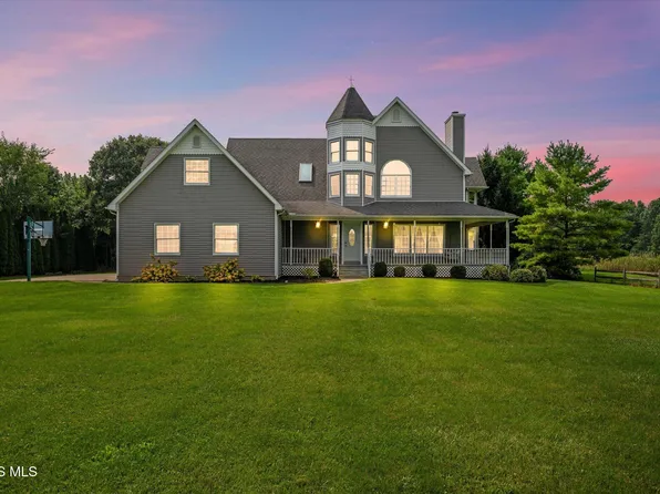1644 Berkey Rd, Swanton, OH 43558