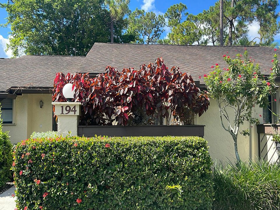 1st image of 194 Mastic Tree Ct