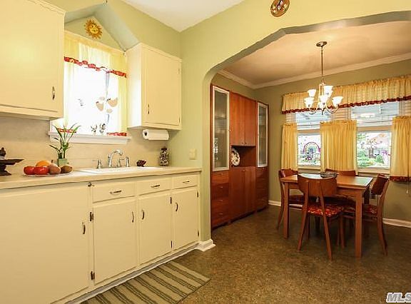 4th image of 8160 246th St