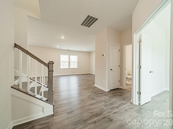 4th image of 6012 Chumbley Point Rd