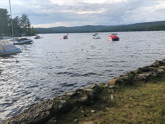 Mooring on Pleasent Lake