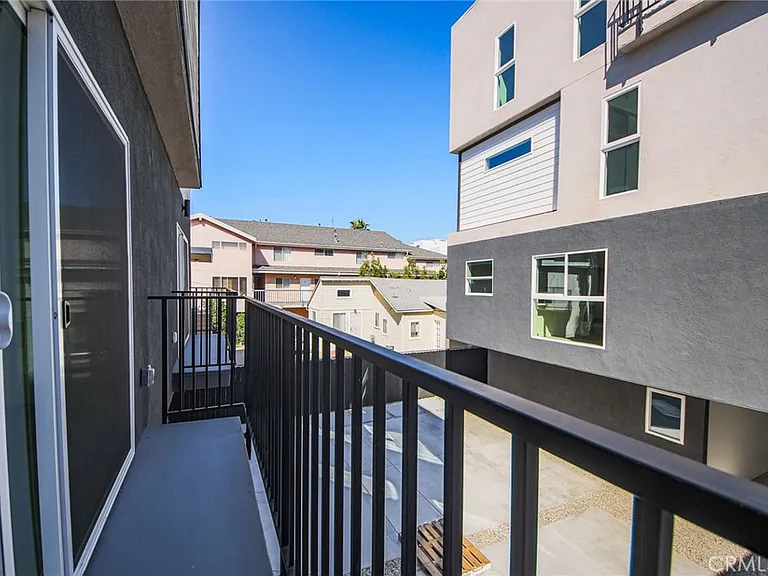 5265 Cartwright Ave #5263-1/2 — Photo 36