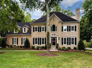 5531 Providence Country Club Dr, Charlotte, NC 28277