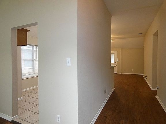 3rd image of 644 Babbling Brook Dr