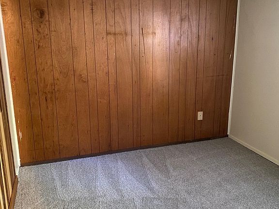 4th image of 426 11th Ave E APT 8