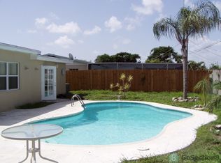 383 SW 64th Ter, Margate, FL 33068