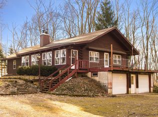 420 Mount Hunger Rd, Sycamore, IL 60178