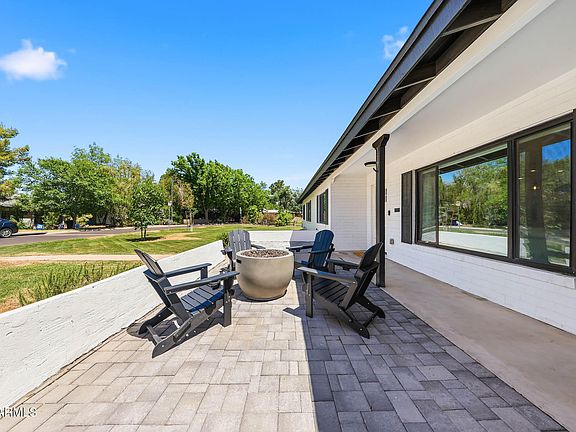 5th image of 117 E VISTA DEL CERRO Drive