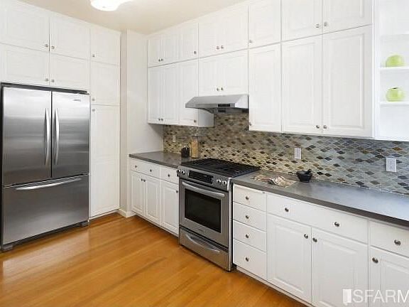 4th image of 766 32nd Ave