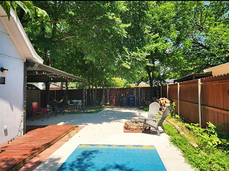 5500 Odom Ave — Photo 2