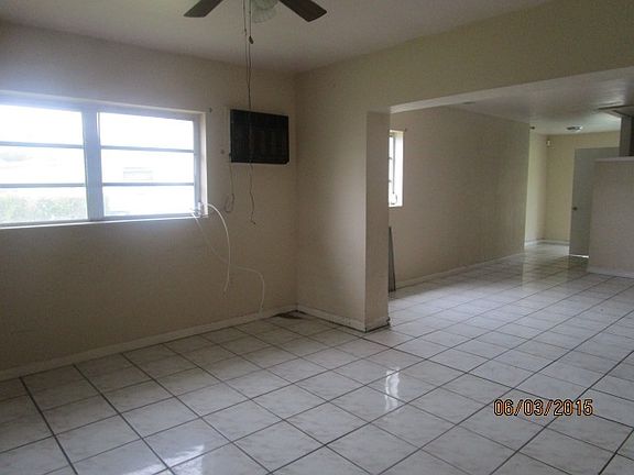 4th image of 1061 NW 198th St