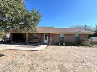 348 Gonzalez St, Zapata, TX 78076