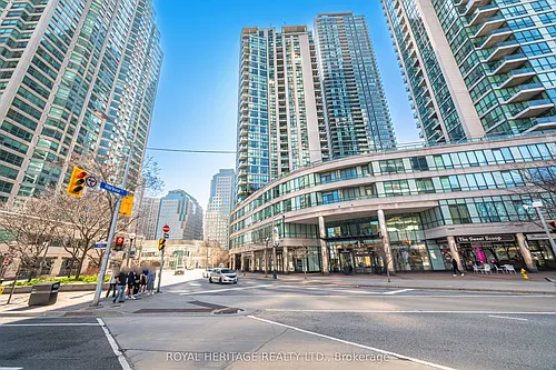12 Yonge St Photo 1 12 Yonge St Photo 1