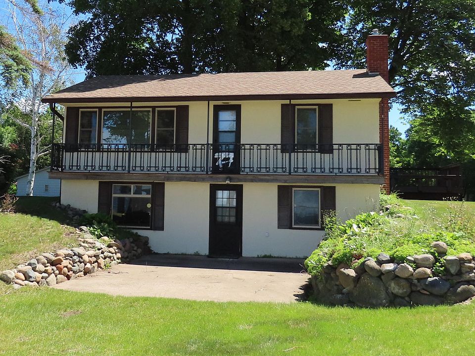 1st image of 19177 328th Ave