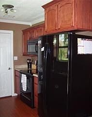 3rd image of 502 Sandstone Dr