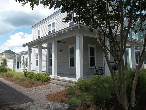 2nd image of 240 Summers Dr