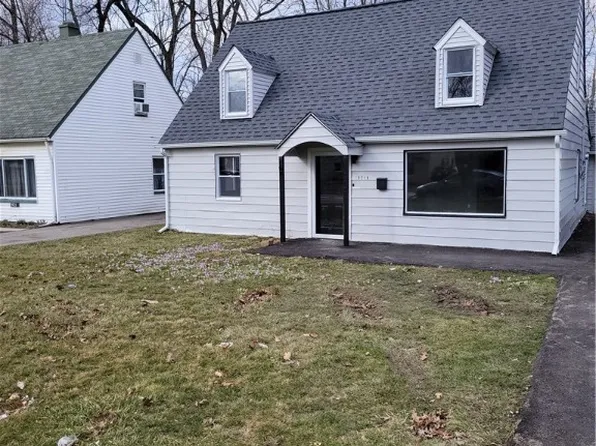 19219 Longbrook Rd, Warrensville Heights, OH 44128