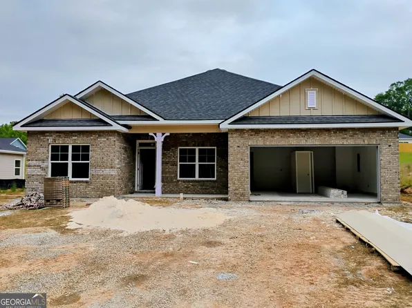 305 Angela Ave #7, Bowdon, GA 30108