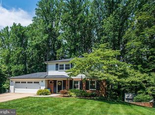 4708 Playfield St, Annandale, VA 22003