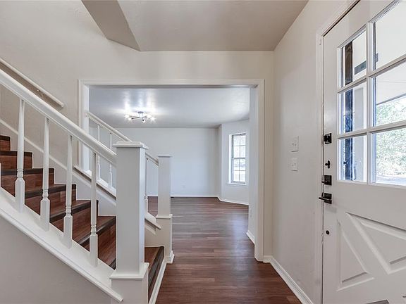 5th image of 2509 Old Farm Ln