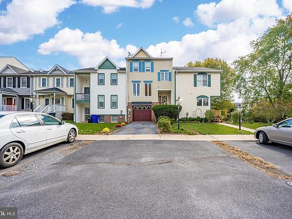 5th image of 631 Knightsbridge Dr