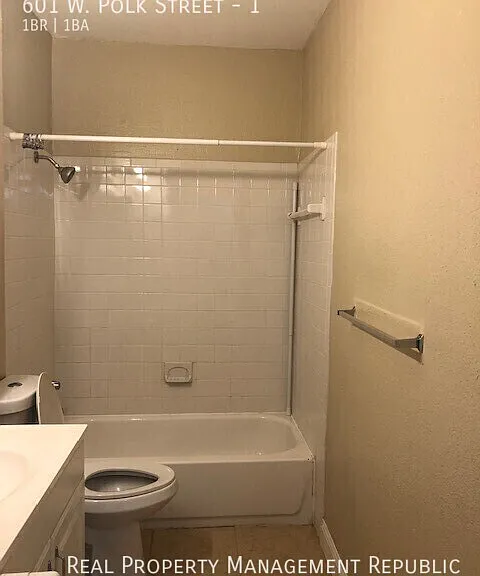 601 W Polk St #1 — Photo 12