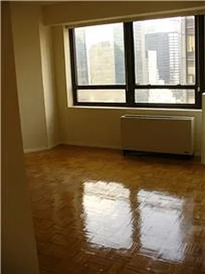 Rented by New York Private Realty Group | media 5