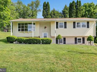 121 Slover Rd, Mechanicsburg, PA 17055