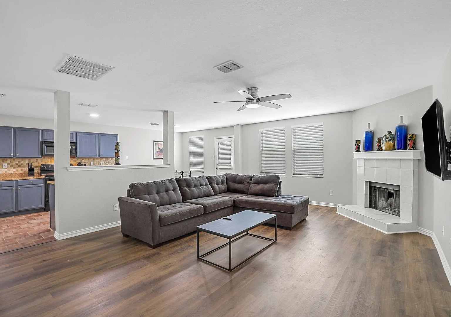 Rare Find: 5 Bedroom in Highly Sought After Creekside at Preston! — Photo 3