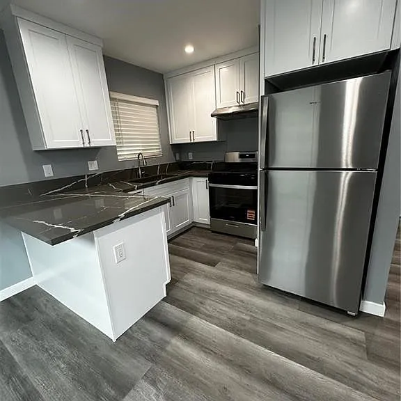 15506 Halcourt Ave — Photo 2