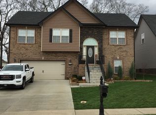 3742 Windmill Dr, Clarksville, TN 37040