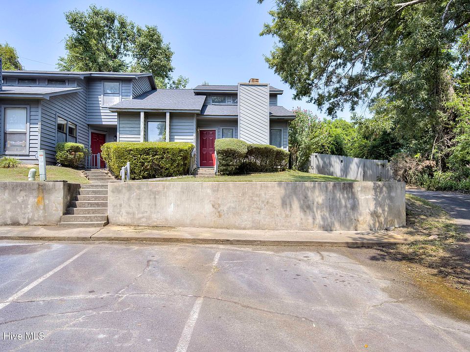 1st image of 3150 Village West Drive