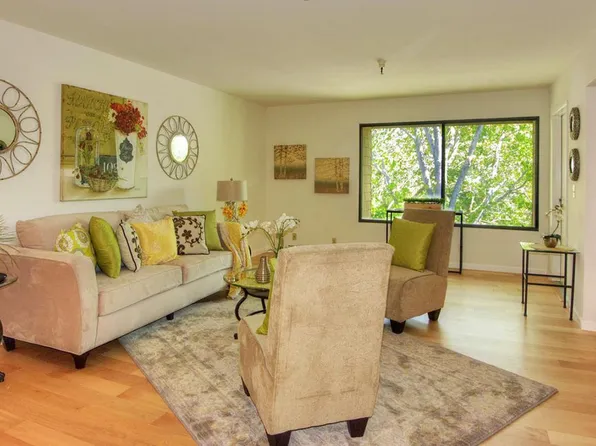 2111 Latham St, Mountain View, CA 94040