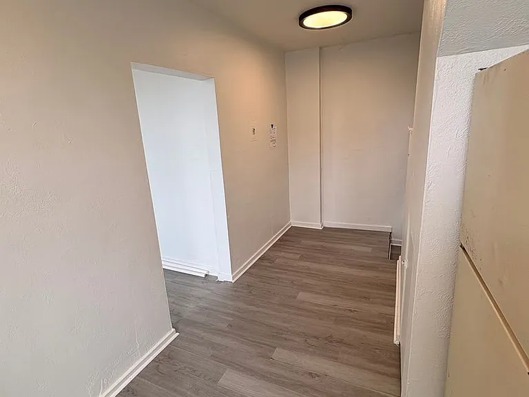 215 Woodkirk St — Photo 8