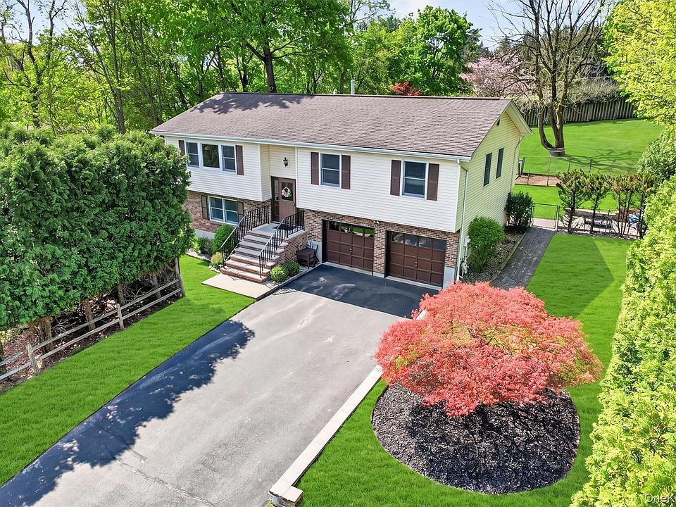 1st image of 8 Cartwright Road