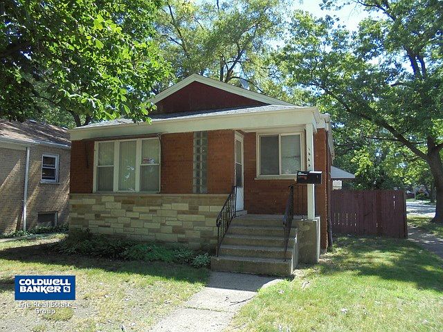 1st image of 14447 Dobson Ave