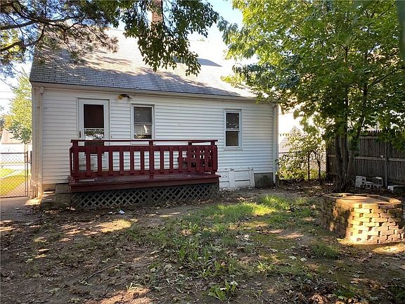 3rd image of 165 Westcott Ave