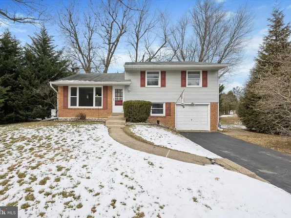 713 Scott Ln, Wallingford, PA 19086