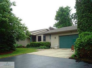 1420 Barry Rd, Williamston, MI 48895